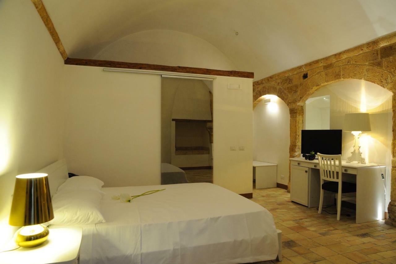 Il Nido Dei Falchi B&B Altamura Exterior photo